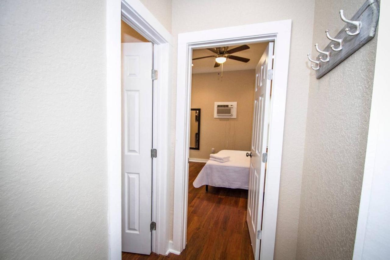 Douglas Way Remodeled House Near Downtown 1Ba/1Ba San Antonio Exterior foto